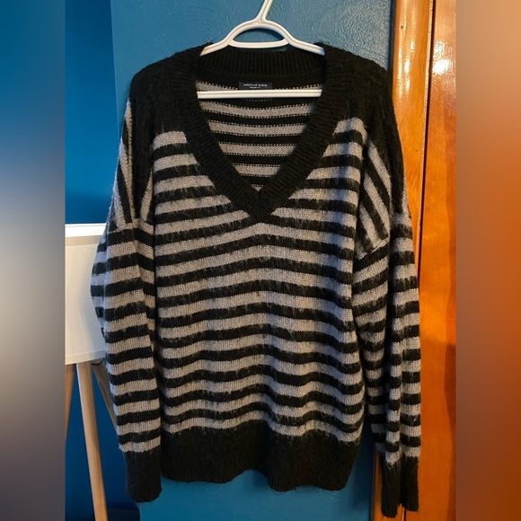 American Eagle Jegging Sweater - Picture 1 of 3